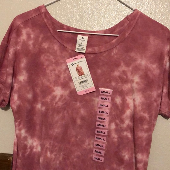 Tie dye shirt S NWT 🌸 - Picture 1 of 4